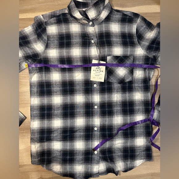 Flannel - Picture 3 of 5